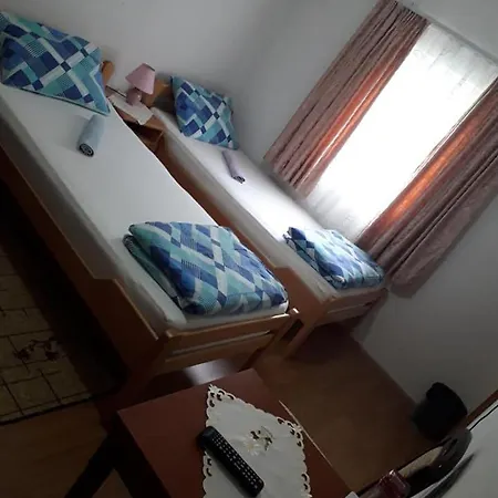 Zlata アパートホテル *